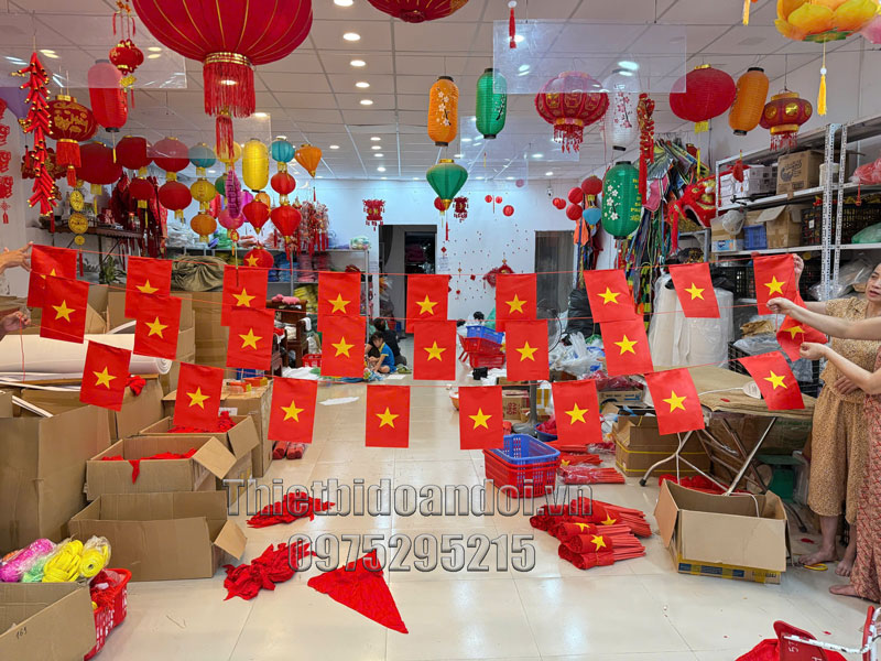 BẠN MUỐN MUA CỜ DÂY TẠI  HÀ NỘI ĐẾN NGAY CỬA HÀNG CỜ BAY TÂN VIỆT